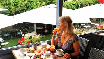 Dagelijks ontbijtbuffet inbegrepen