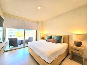 3 chambres, fer et planche à repasser, Wi-Fi, draps fournis