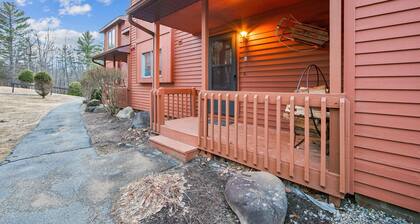 NEW! Hudson 76I - A Stylish Mountain Retreat by The Summit at Gore Mountain