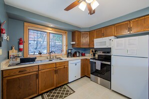 Fridge, microwave, oven, dishwasher