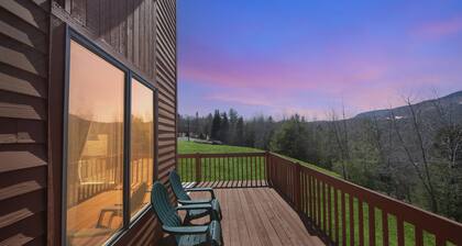 NEW! Upper Sleighride 25L - Wrap-Around Deck End Unit by The Summit at Gore Mountain