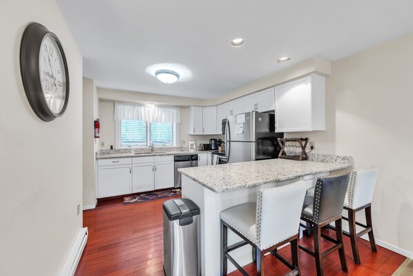 Fridge, microwave, oven, dishwasher