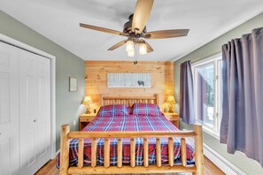 3 bedrooms, WiFi, bed sheets