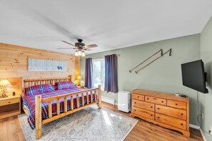 3 bedrooms, WiFi, bed sheets