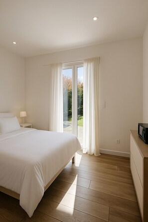 2 chambres, fer et planche à repasser, Wi-Fi, draps fournis