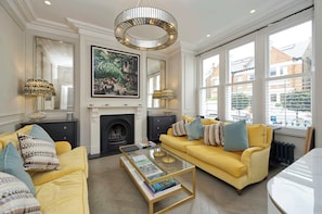 Apartment (4 Bedrooms) | Interior