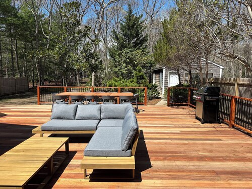 Newly Renovated 4 BR Springs Cottage in East Hampton