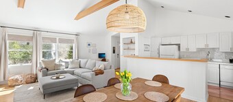 Newly Renovated 4 BR Springs Cottage in East Hampton