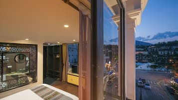 In-room safe, desk, laptop workspace, soundproofing