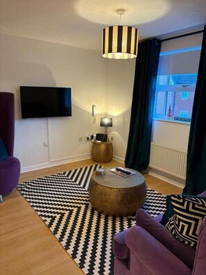 Living area - 2 Bed-sleeps 3-parking-town Centre (Northallerton)
