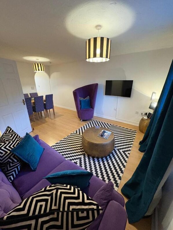 Living area - 2 Bed-sleeps 3-parking-town Centre (Northallerton)