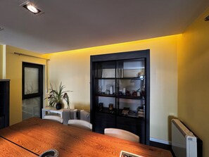 Deluxe House, Private Bathroom, Pool View (Cascais House – Pool) | Living area - Cascais House Pool (Cascais)