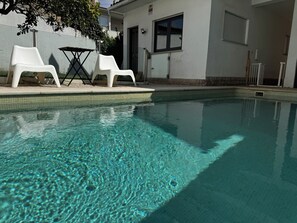 Outdoor pool - Cascais House Pool (Cascais)