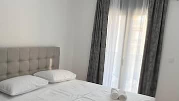 1 bedroom, laptop workspace, iron/ironing board, free WiFi
