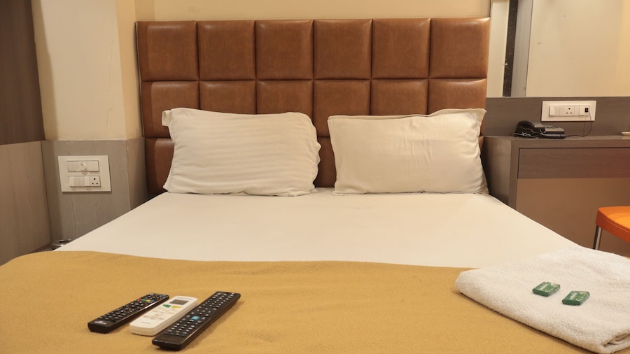 Hotel Sapphire Inn