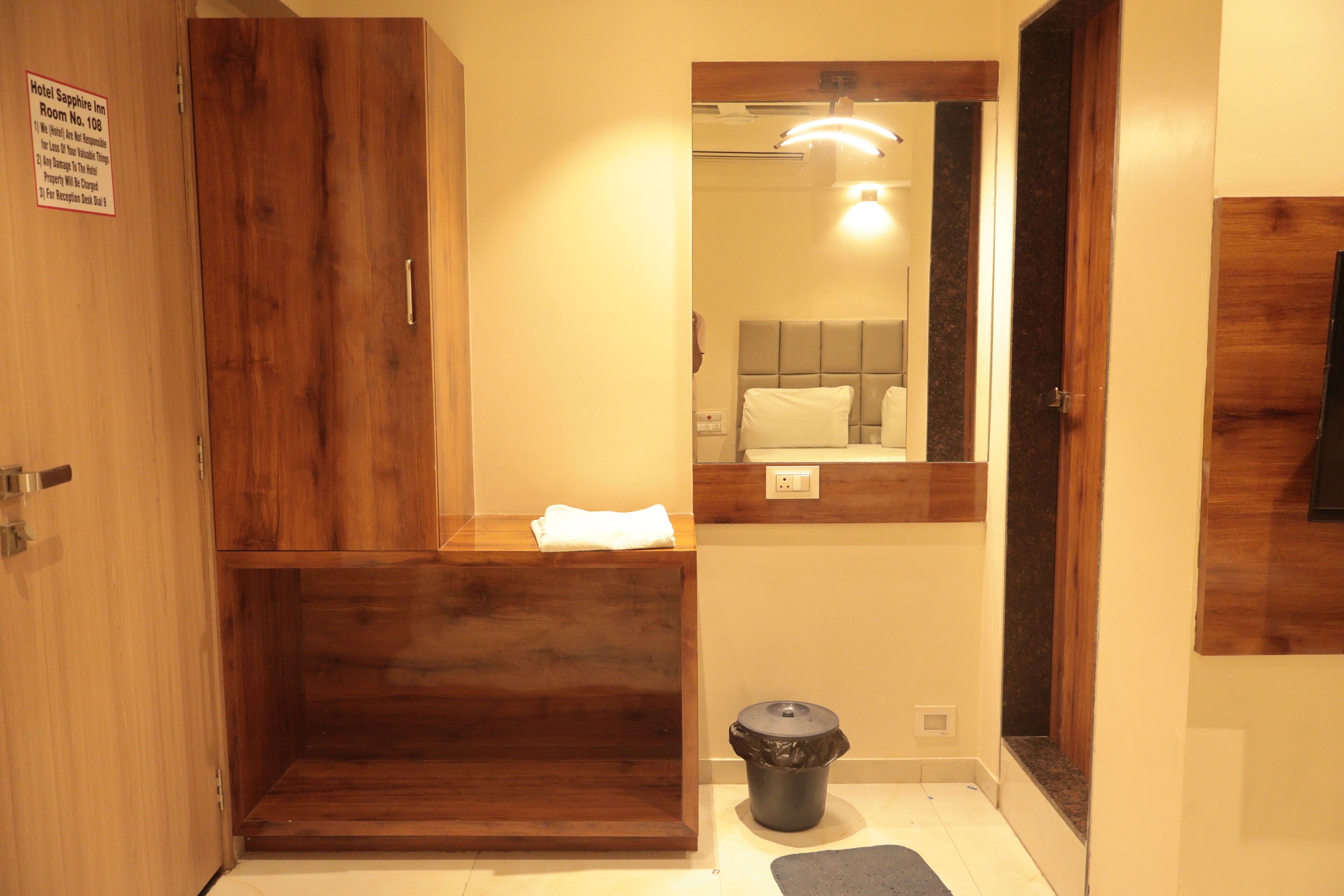 クラシック スタジオスイート | 高級寝具、ベッドシーツ