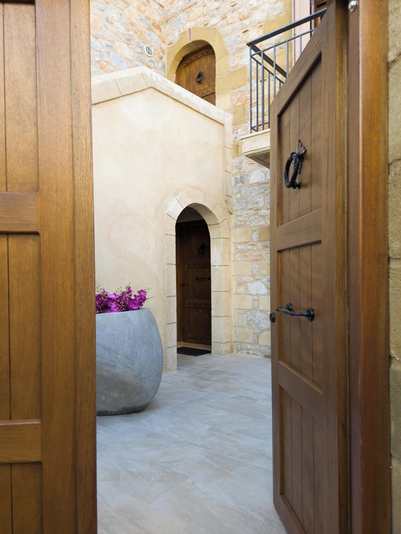 Mặt tiền nơi lưu trú