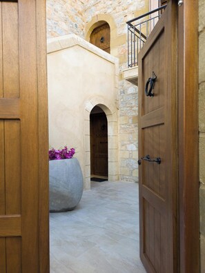 Fachada de la propiedad