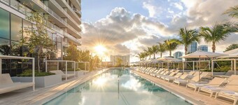 72 Park - Miami Beach by Nomada