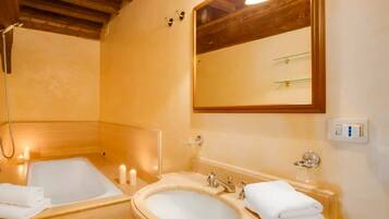 Asciugacapelli, asciugamani