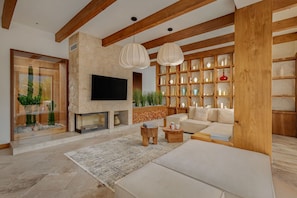 Smart-TV, Kamin, Stereoanlage