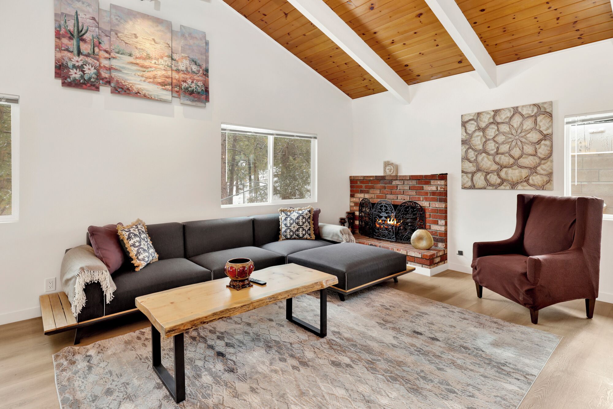 Ferienhütte, Mehrere Betten, Terrasse, Bergblick (2517) | Wohnbereich | Kamin