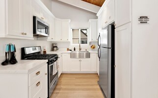 Cabin, Multiple Beds, Patio, Mountain View (2517) | Private kitchen | Coffee/tea maker