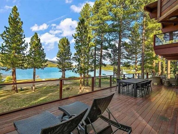 Outdoor dining - Bear Lake Lodge #2547 (Big Bear Lake)