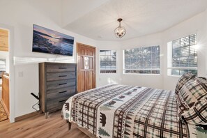 Cabaña, varias camas, hidromasaje, vista a la montaña (2530) | 4 habitaciones, decoración personalizada y muebles diferentes 