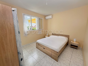 Familienvilla, Balkon, Gartenblick | 3 Schlafzimmer, individuell dekoriert, individuell eingerichtet