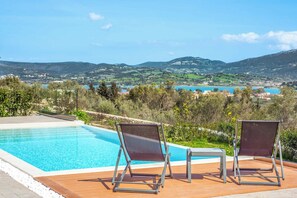 Villa (3 Bedrooms) | Exterior