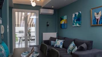Comfort Apartment, 2 Bedrooms, Non Smoking | Living area
