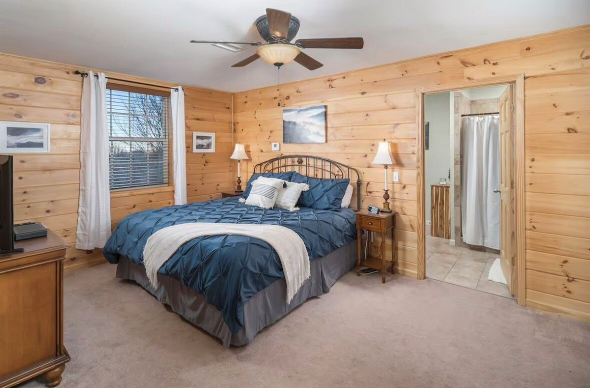 3 chambres, fer et planche à repasser, Wi-Fi gratuit, draps fournis