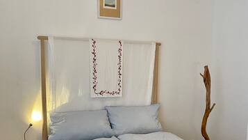 Comfort dubbelrum | 1 sovrum, skrivbord, arbetsyta för laptop och gratis wi-fi