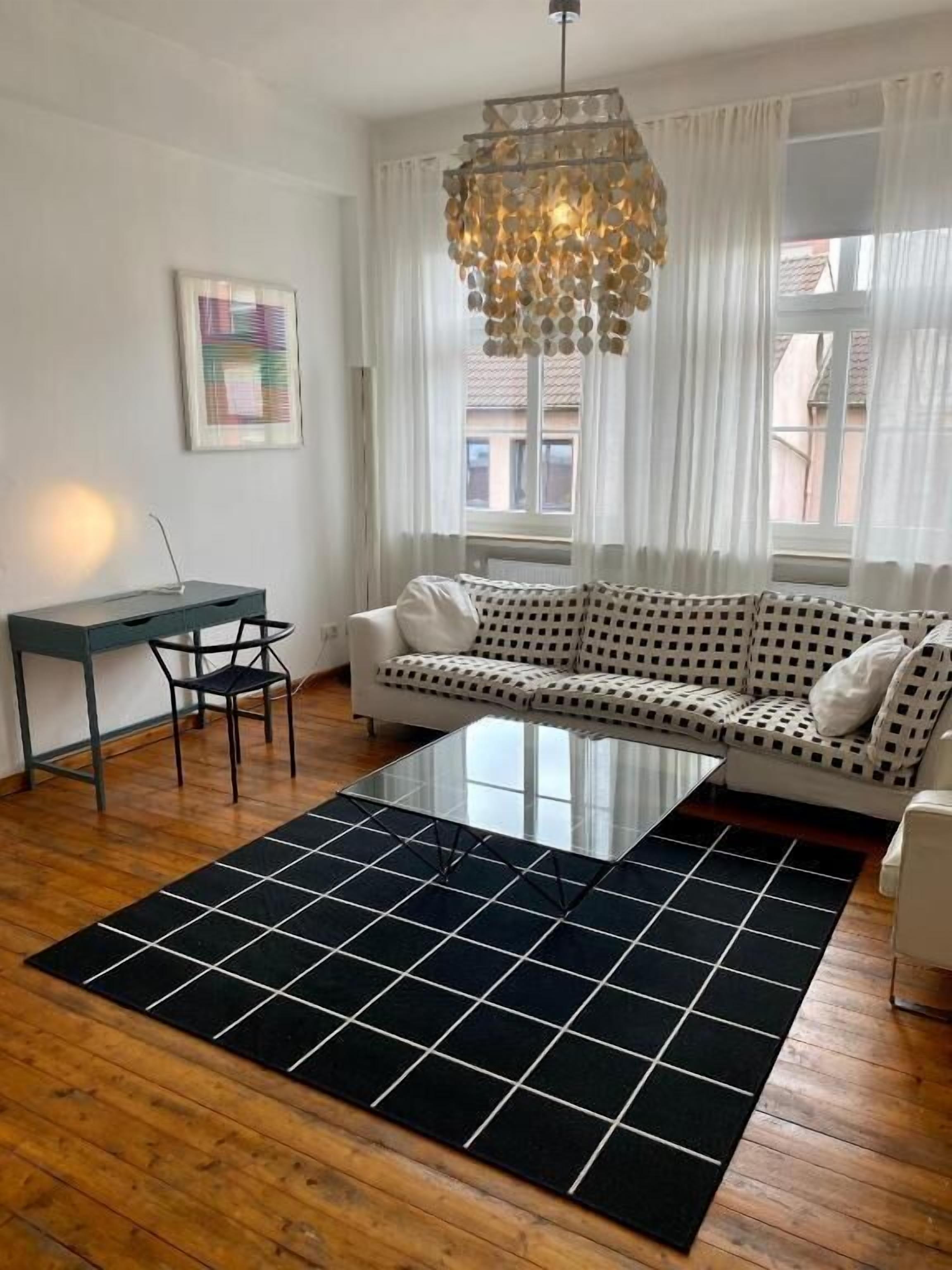 Quarto casal conforto | 1 quarto, escrivaninha, espaço de trabalho para notebook