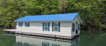 Brand New Floating Home on Norris Lake : Sleeps 12 : Swim, Grill & Relax! #4