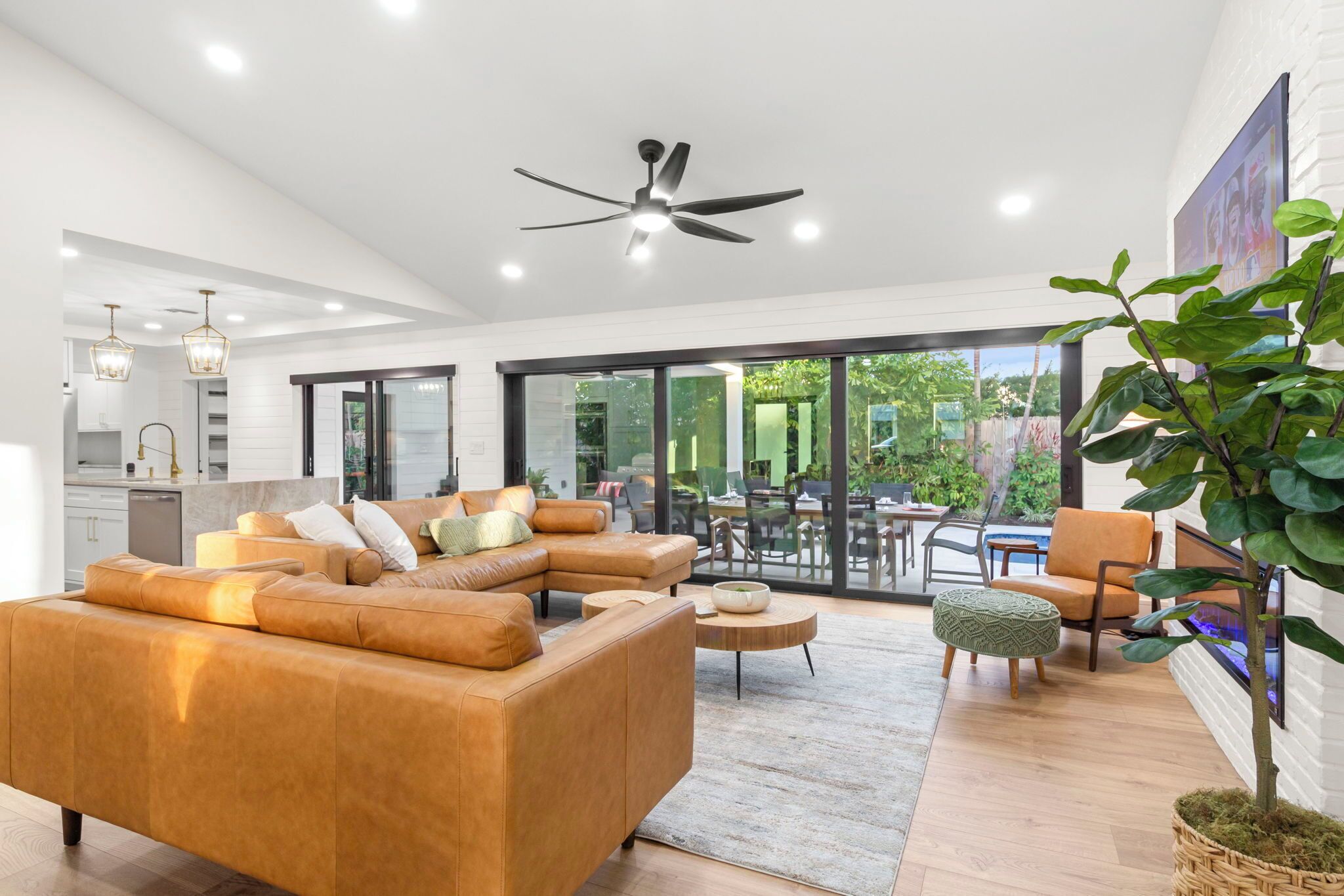 Smart TV, lareira, pebolim