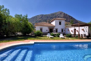 Pool - Authentic cortijo with private pool (Loja)
