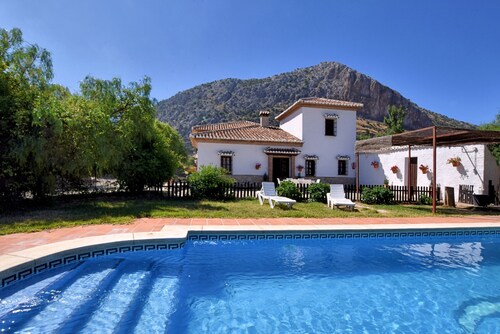 Authentic cortijo with private pool
