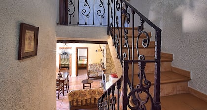 Authentic cortijo with private pool
