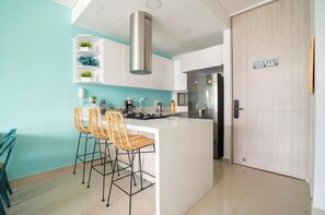 Microwave, stovetop