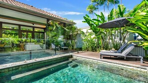 Pool - Belle Escapes Pura Palm Cove - Two luxury Balinese villas (Palm Cove)