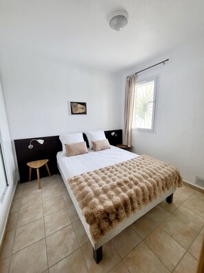 1 bedroom, free WiFi, bed sheets