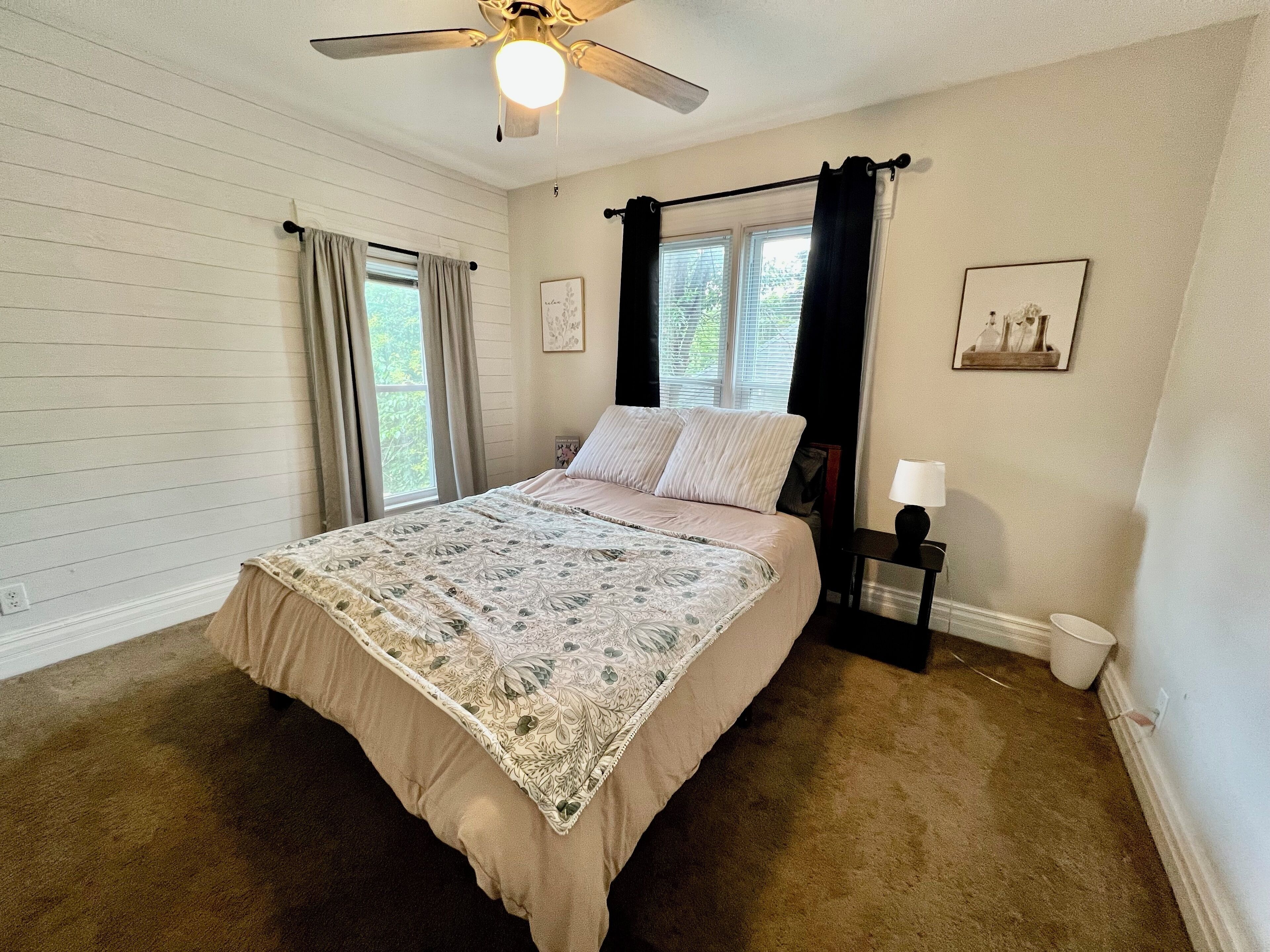 4 bedrooms, free WiFi, bed sheets