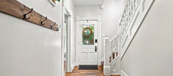 The White House - Close to campus + downtown - lots of room for everyone