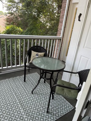 Unclassified image, 3 of 19, button - Charming 2-bedroom, 2 bath condo with AC, WiFi in welcoming Little River. (Little River)