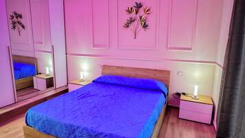 Bureau, rideaux occultants, Wi-Fi gratuit