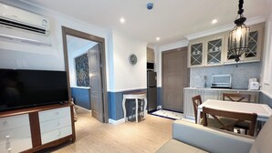 Leilighet – comfort, balkong, byutsikt | Oppholdsområde
