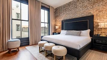 2BR Elegant French Quarter Escape | The Mayfair | Roupas de cama premium, individualmente decorados