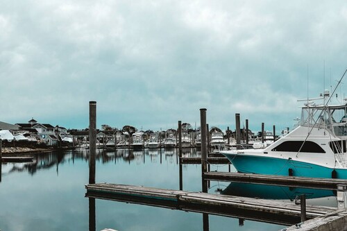 Water Access 5-bed 2-bath Retreat